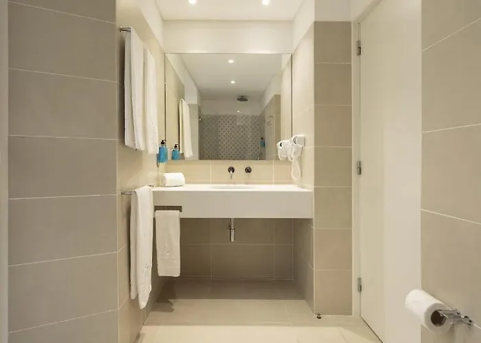 Serviced - Santos * Lisboa