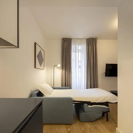 Serviced - Santos * 리스본