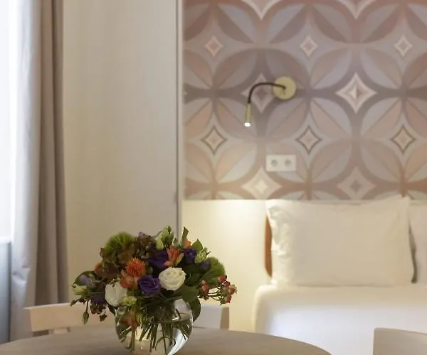 Serviced - Santos * Lisboa