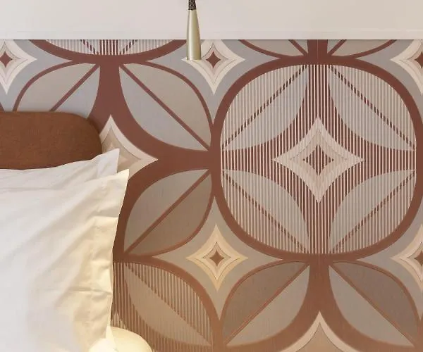 Serviced - Santos Daire