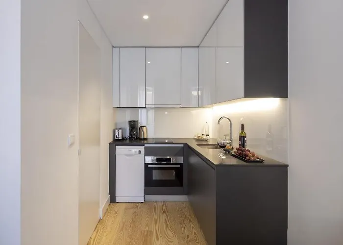 Serviced - Santos * Lisboa