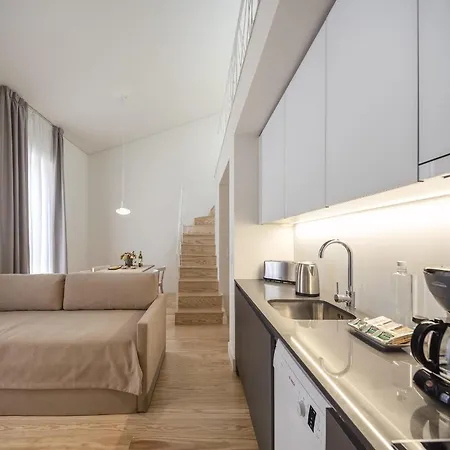 Serviced - Santos Apartmán *