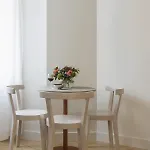 Lsa Santos By Numa ליסבון
